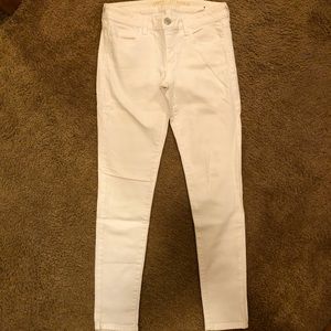 American Eagle White Skinny Jeans